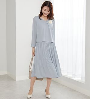 BELLUNA（ベルーナ）の「＜セレモニースタイル＞プリーツデザインワンピ―ス（フォーマルワンピース）」｜詳細画像