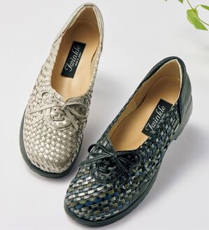 BELLUNA（ベルーナ）の「牛革５Ｅメッシュウォーキングシューズ（フラットシューズ）」｜詳細画像