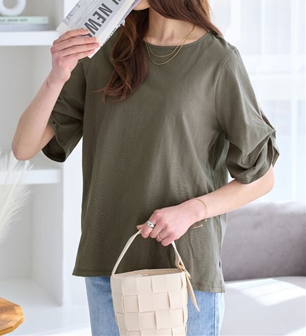 Viola e Viola（ヴィオラ エ ヴィオラ）の「綿１００％袖タックＴシャツ（Tシャツ）」｜詳細画像