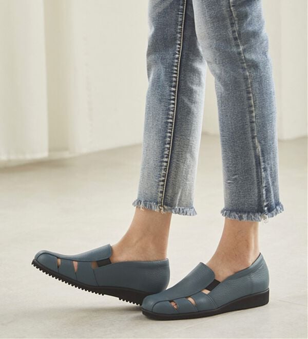 ルフラン（ルフラン）の「柔らかレザーの４Ｅグルカ風デザインシューズ（スリッポン）」｜詳細画像