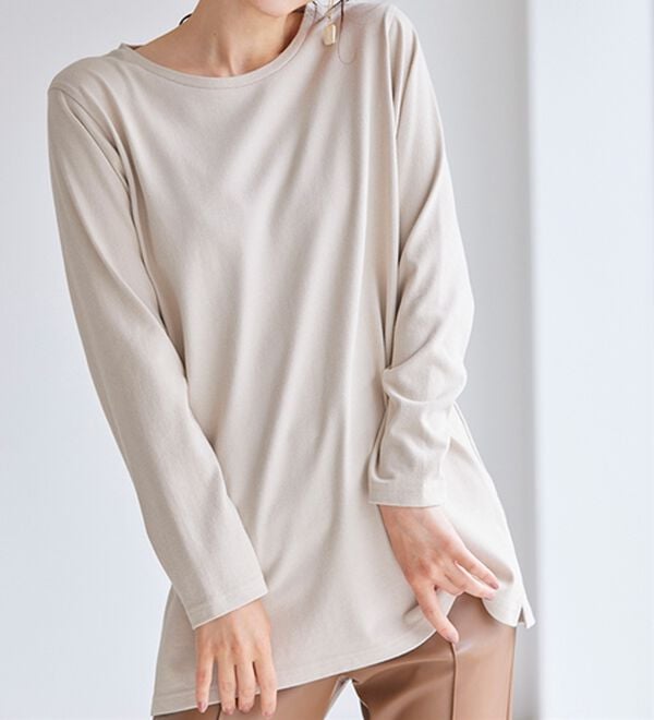 RANAN（ラナン）の「＜ＢＣ＞綿１００％×吸湿発熱！あったか裾スリットロングプルオーバー（カットソー）」｜詳細画像