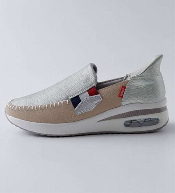 BELLUNA（ベルーナ）の「＜ＥＤＷＩＮ＞さっと履ける！牛床革エアソールスリッポン（スリッポン）」｜詳細画像