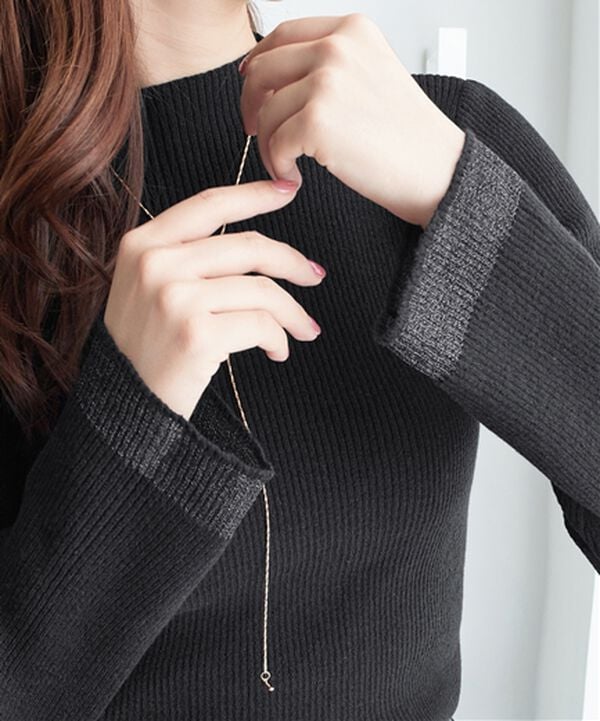 alotta（アロッタ）の「パチパチしにくい！洗える袖シアー切替ニットプルオーバー（ニット・セーター）」｜詳細画像
