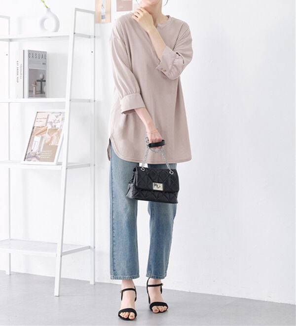 alotta（アロッタ）の「【接触冷感】６分袖衿フェイク裾ラウンドチュニック（チュニック）」｜詳細画像