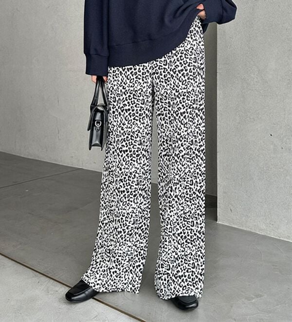 GeeRA（ジーラ）の「【スッキリ細見え】イージー美脚パンツ（フルレングスパンツ）」｜詳細画像