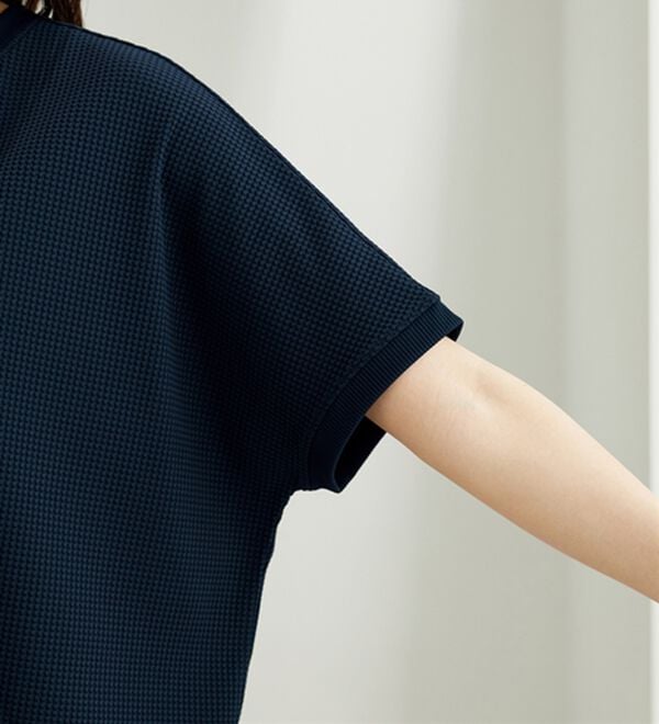 BELLUNA（ベルーナ）の「【快適Ｌａｂ．】ドライワッフル素材ドルマンプルオーバー（カットソー）」｜詳細画像