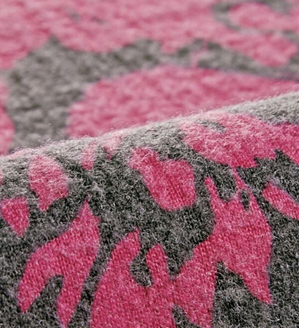 BELLUNA（ベルーナ）の「秋冬に映える花柄プリントカットソーチュニックワンピース（チュニックワンピース）」｜詳細画像