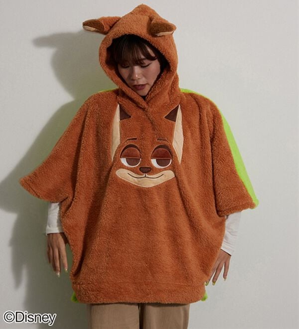 Disney＞【ズートピア（ニック）】両面ボアポンチョ - ベルーナ