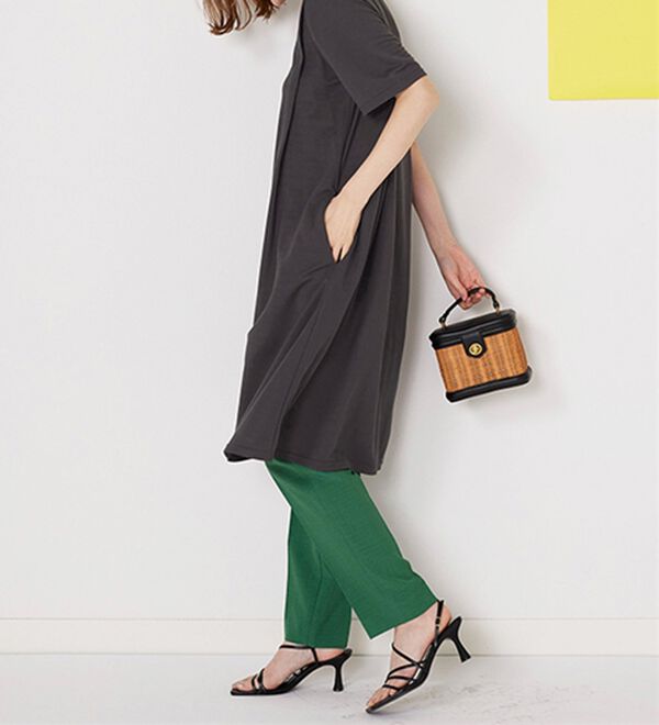 BELLUNA（ベルーナ）の「ヒンヤリ！タック使いかのこワンピース（カットソーワンピース）」｜詳細画像