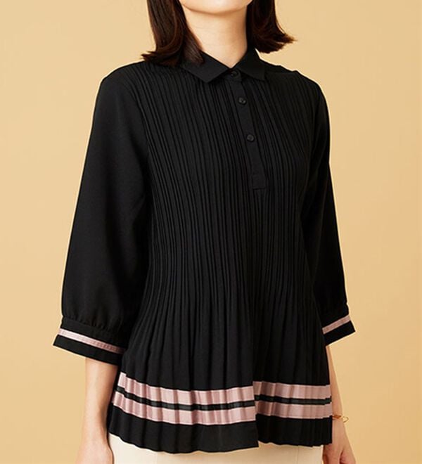 BELLUNA（ベルーナ）の「【Ｌａｇｒｉｌｕａ】配色ライン使いプリーツブラウス（ブラウス）」｜詳細画像