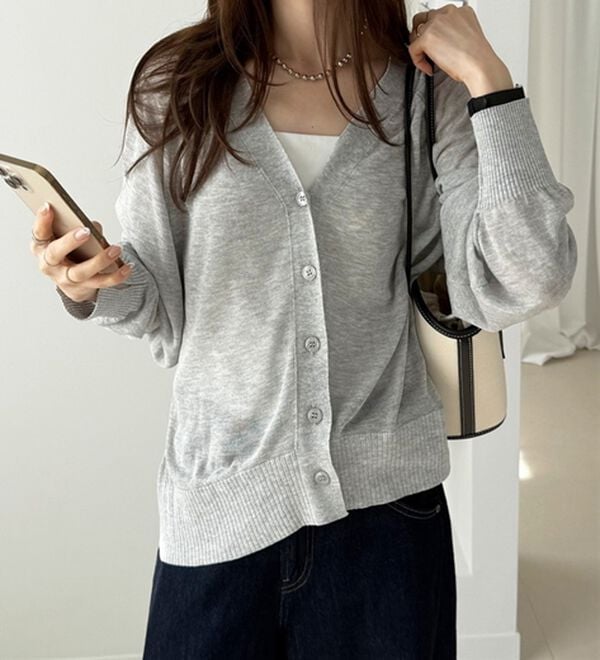 GeeRA（ジーラ）の「接触冷感！Ｖネックカーディガン（ニットカーディガン）」｜詳細画像