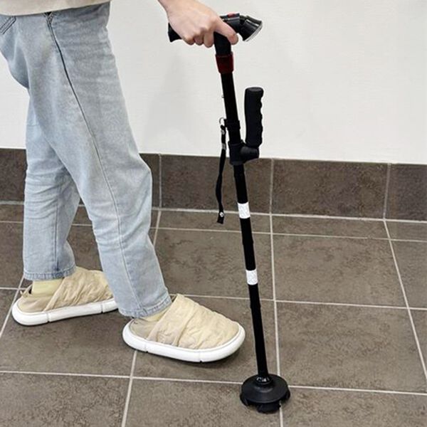 「ＬＥＤライト・ブザー・補助ハンドル付杖（シニア・生活サポート）」｜1