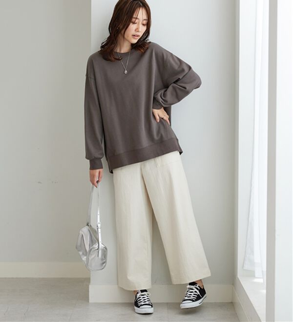 BELLUNA（ベルーナ）の「軽やか綿混！大人サマ見えスウェット（カットソー）」｜詳細画像