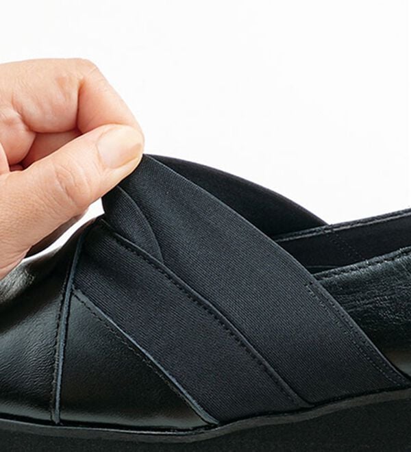 BELLUNA（ベルーナ）の「日本製５Ｅ牛革クロスデザインパンプス（パンプス）」｜詳細画像