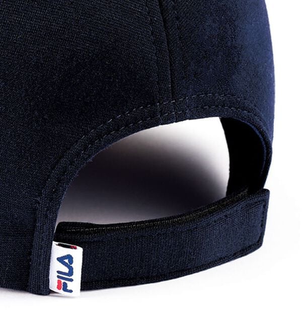 「＜ＦＩＬＡ＞メタリックエンブレムスポーティキャップ（メンズ帽子）」｜詳細画像