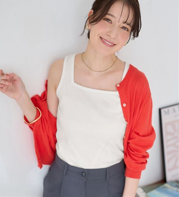 Viola e Viola（ヴィオラ エ ヴィオラ）の「保冷剤ポケット付スクエアタンクトップ（タンクトップ・キャミソール）」｜オフホワイト