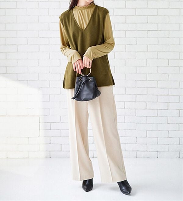 BELLUNA（ベルーナ）の「シャーリング衿ベストアンサンブル（アンサンブル）」｜詳細画像