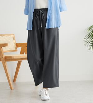 BELLUNA（ベルーナ）の「【嬉しい機能付き！】とろみ素材ドロスト使いワイドパンツ（ワイドパンツ・ガウチョ）」｜詳細画像