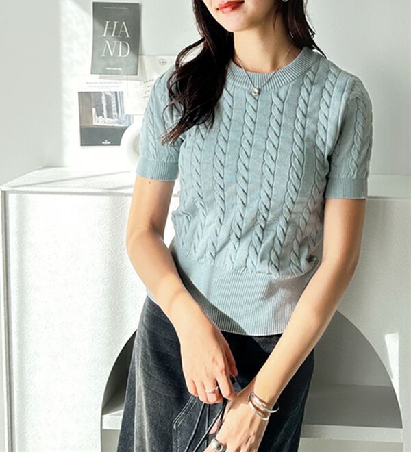 GeeRA（ジーラ）の「ケーブル編みニットトップス（ニット・セーター）」｜詳細画像