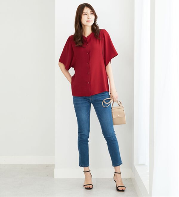 BELLUNA（ベルーナ）の「お手入れ楽々！肩タックデザインブラウス（ブラウス）」｜詳細画像