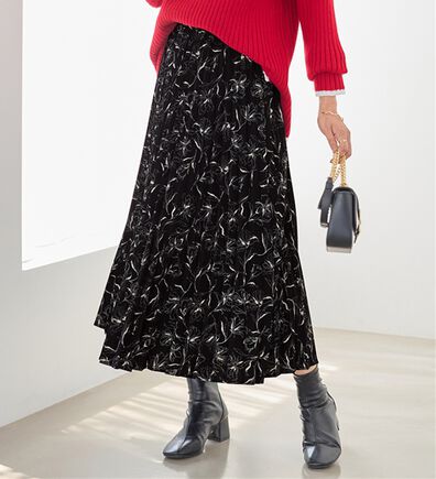 alotta（アロッタ）の「大人可愛いプリントプリーツスカート（ロングスカート）」