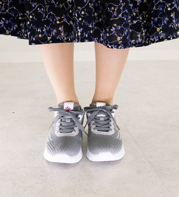 グラデーション風軽量ニットシューズ - ベルーナ【公式】