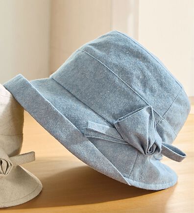 BELLUNA（ベルーナ）の「日差しを防いでムレにくい！綿１００％小顔魅せクロッシェ（帽子）」