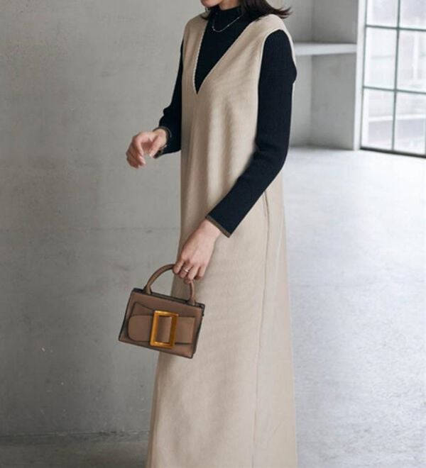 RANAN（ラナン）の「あったか裏ベロアニットコールジャンパースカート（ジャンパースカート）」｜詳細画像