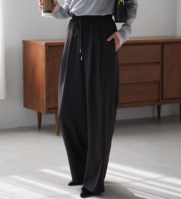 RANAN（ラナン）の「とろみ2タックイージーパンツ（フルレングスパンツ）」｜ブラック