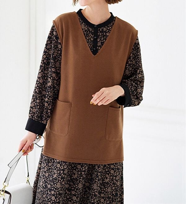 BELLUNA（ベルーナ）の「シャーリング衿ベストアンサンブル（アンサンブル）」｜詳細画像