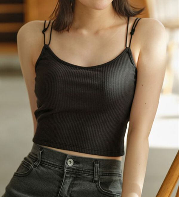 YU'NOW（ユナウ）の「カップ付クロップドバッククロスキャミソール（ブラトップ・カップ付きインナー）」｜詳細画像