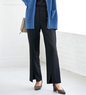 BELLUNA（ベルーナ）の「錯覚美脚！裾スリットセミワイドパンツ（フルレングスパンツ）」｜黒