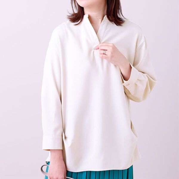 BELLUNA（ベルーナ）の「カルゼ素材裾タックスキッパーチュニック（チュニック）」｜トープ