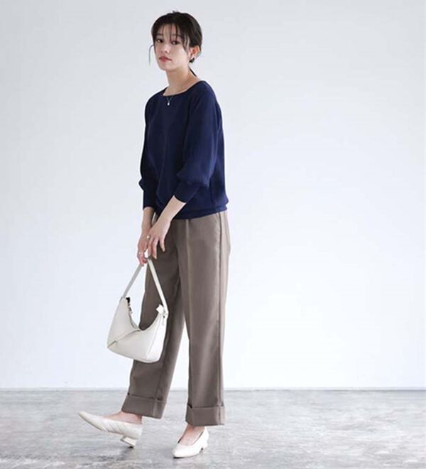 Pierrot（ピエロ）の「【選べるネック】シルクタッチバルーンニット（ニット・セーター）」｜詳細画像