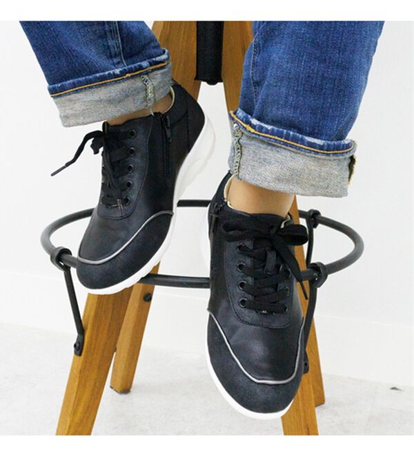 BELLUNA（ベルーナ）の「５Ｅ切替デザインレースアップシューズ（スニーカー）」｜詳細画像