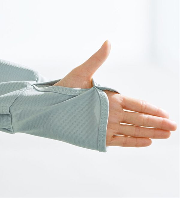 BELLUNA（ベルーナ）の「短め丈で風通る！ひさし付ＵＶパーカー（パーカー）」｜詳細画像