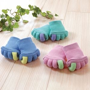 「ふわふわ足指カバー　３色組（その他美容・健康機器）」｜カラー