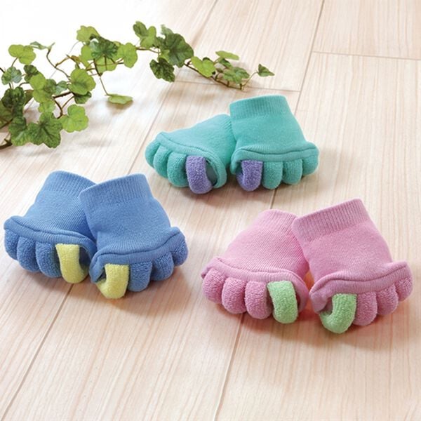 「ふわふわ足指カバー　３色組（その他美容・健康機器）」｜カラー