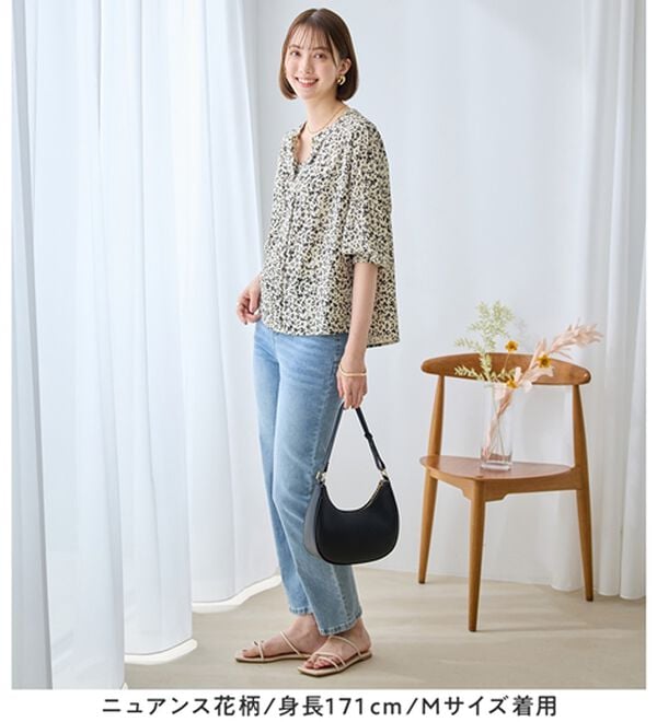 Viola e Viola（ヴィオラ エ ヴィオラ）の「さらさらＥＡＳＹ　２ＷＡＹ衿デザインブラウス（ブラウス）」｜詳細画像