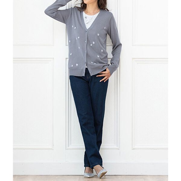 BELLUNA（ベルーナ）の「花柄刺しゅうニットカーディガン（ニットカーディガン）」｜詳細画像