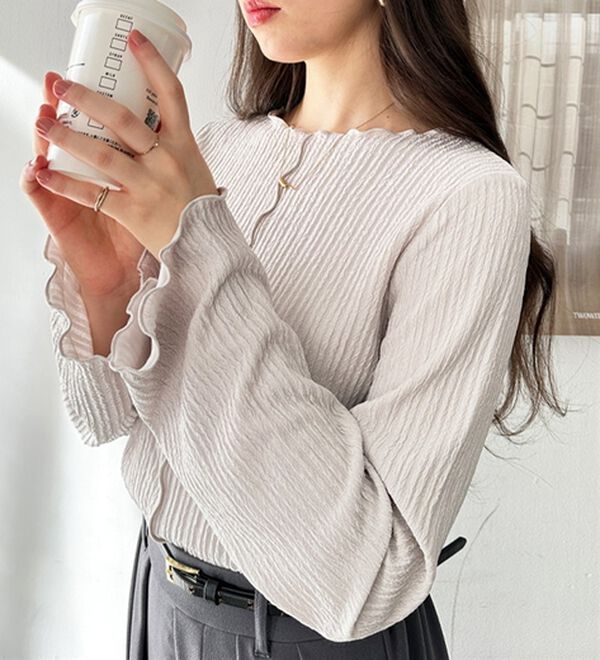 GeeRA（ジーラ）の「前後２ｗａｙフレアスリーブカットソー（カットソー）」｜詳細画像