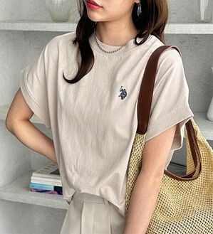 GeeRA（ジーラ）の「【新色追加】【ＵＳ．ＰＯＬＯ．ＡＳＳＮ】綿100％フレンチスリーブＴシャツ（Tシャツ）」｜グレージュ