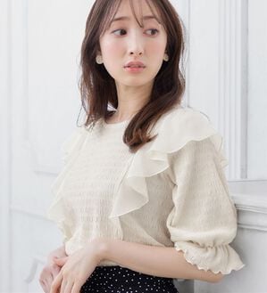 alotta（アロッタ）の「キャンディー５分袖ラッフルブラウス（ブラウス）」｜アイボリー