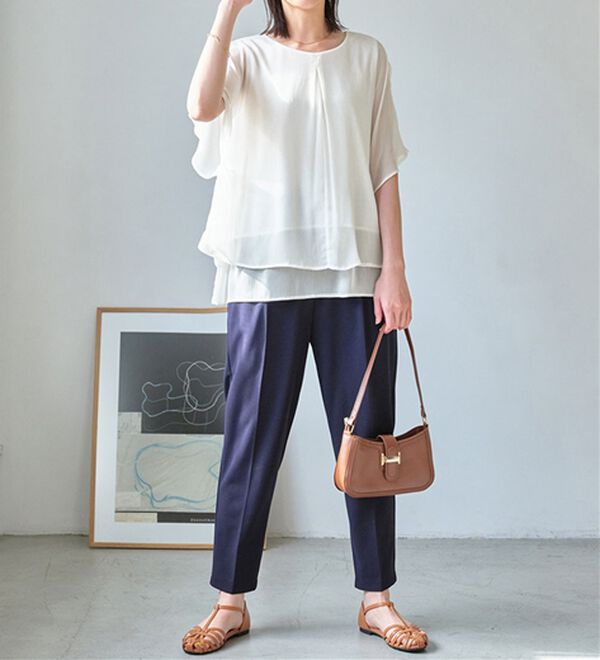 Viola e Viola（ヴィオラ エ ヴィオラ）の「【接触冷感】ひんやり涼しいタックデザインレイヤード風ブラウス（ブラウス）」｜詳細画像