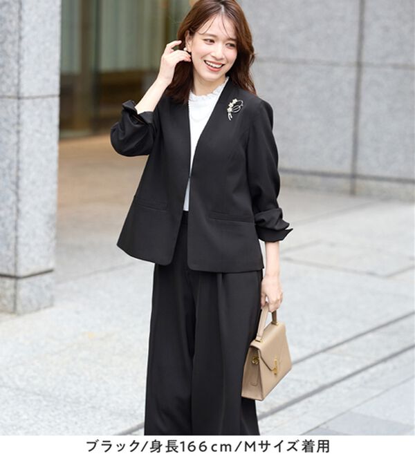 Viola e Viola（ヴィオラ エ ヴィオラ）の「【2点セット】洗える！カラーレスジャケットガウチョスーツ（パンツスーツ）」｜詳細画像