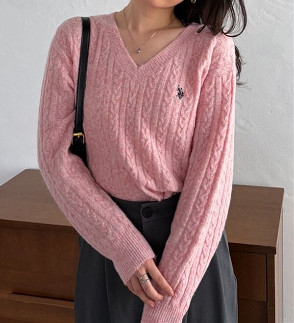 RANAN（ラナン）の「＜U.S.POLO ASSN.＞ワンポイントケーブルVネックニット（ニット・セーター）」｜詳細画像