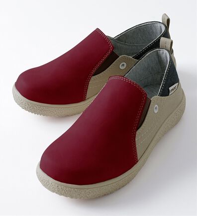 BELLUNA（ベルーナ）の「＜ｍｏｚ＞踵踏める２ＷＡＹスリッポン（スリッポン）」