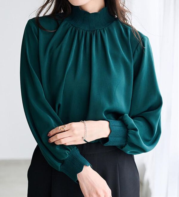 RANAN（ラナン）の「スカラップリブニット使いブラウス（ブラウス）」｜詳細画像