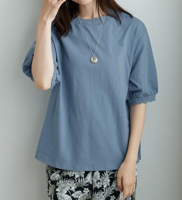 BELLUNA（ベルーナ）の「デザインリブ使いふんわり袖プルオーバー（カットソー）」｜詳細画像