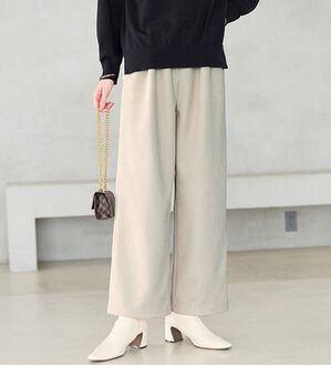 BELLUNA（ベルーナ）の「なめらかコーデュロイワイドパンツ（ワイドパンツ・ガウチョ）」｜アイボリー